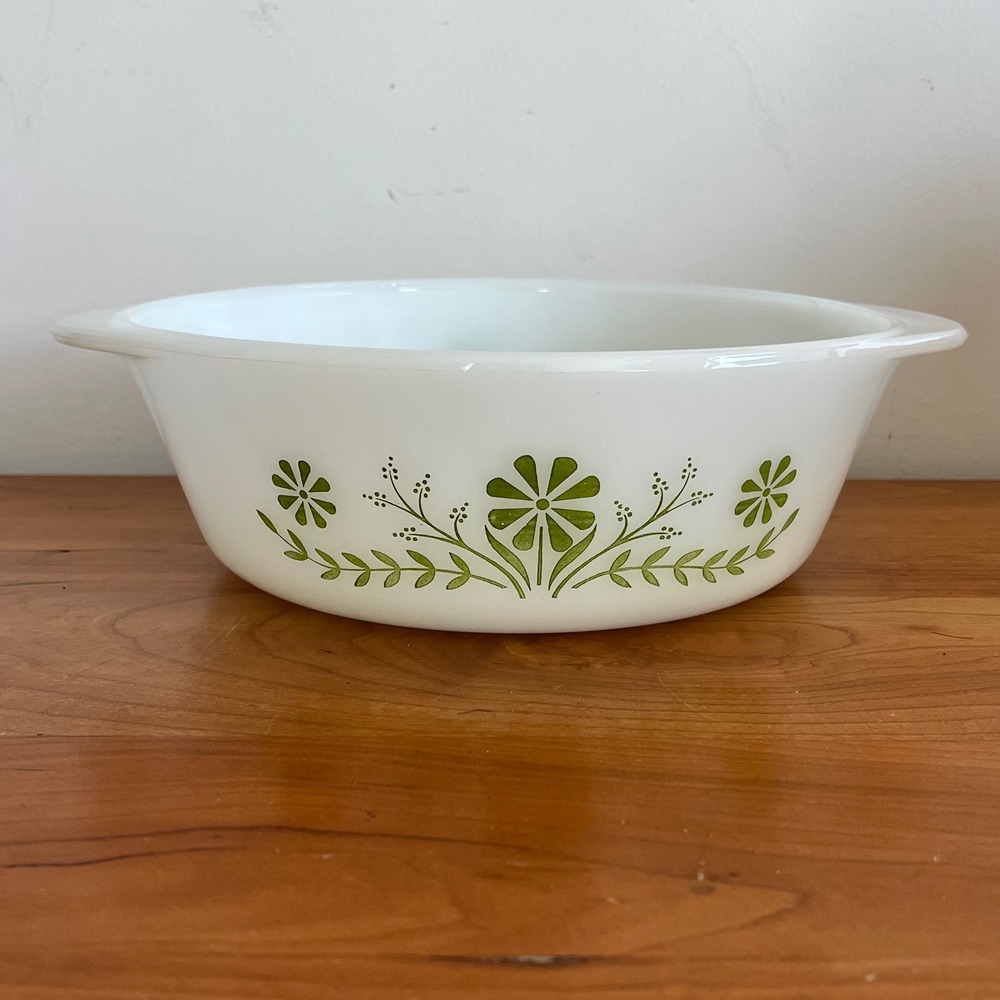 Vintage Glasbake Green Daisy Milk Glass 2 Qt Casserole Dish J514 Round Baking